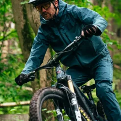 MTB Hose Shelter 3L Hybrid Unisex