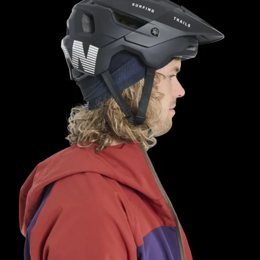 Neckwarmer Logo